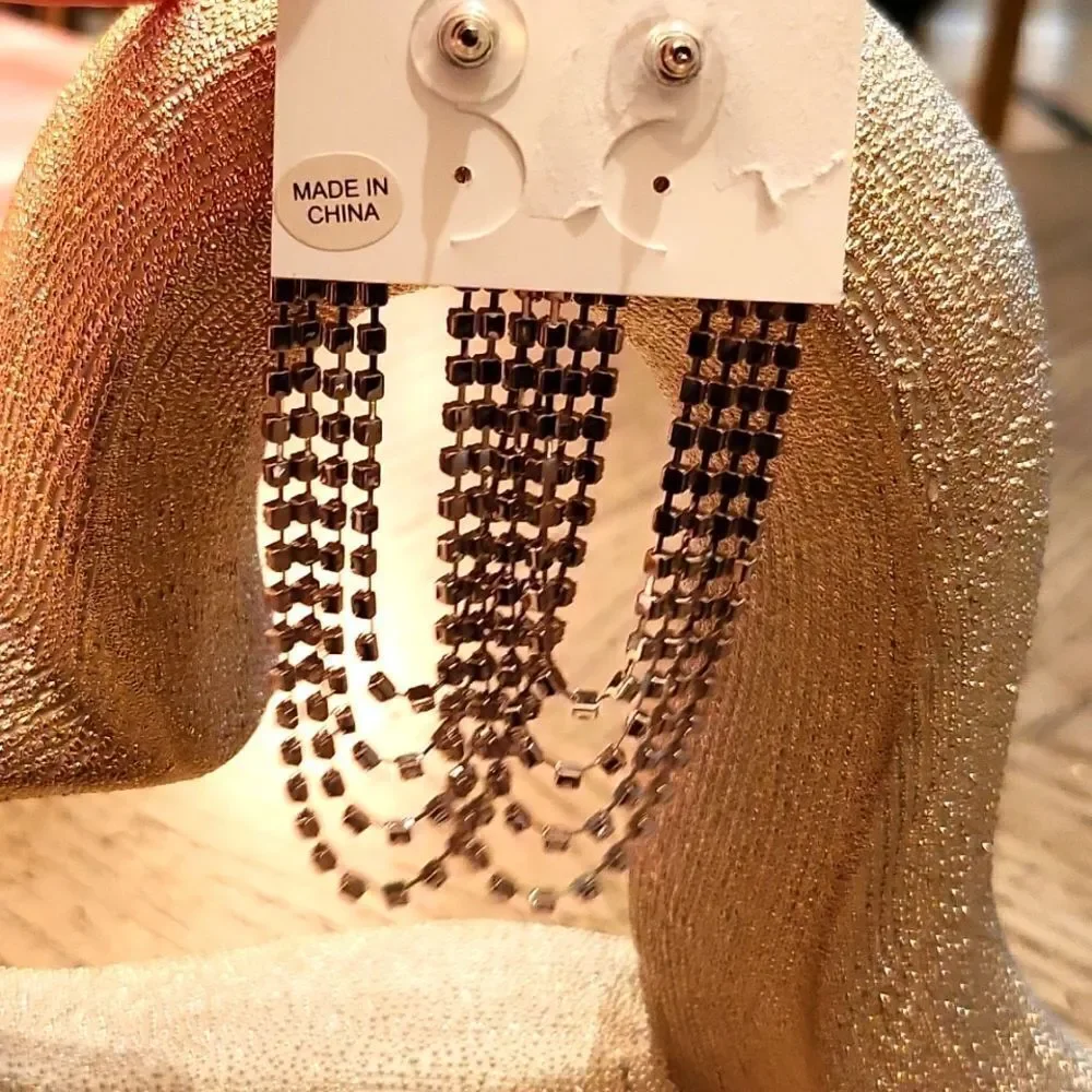 Oval rhinestone drop earrings NWT Adrienne Vittadini - Picture 4 of 6